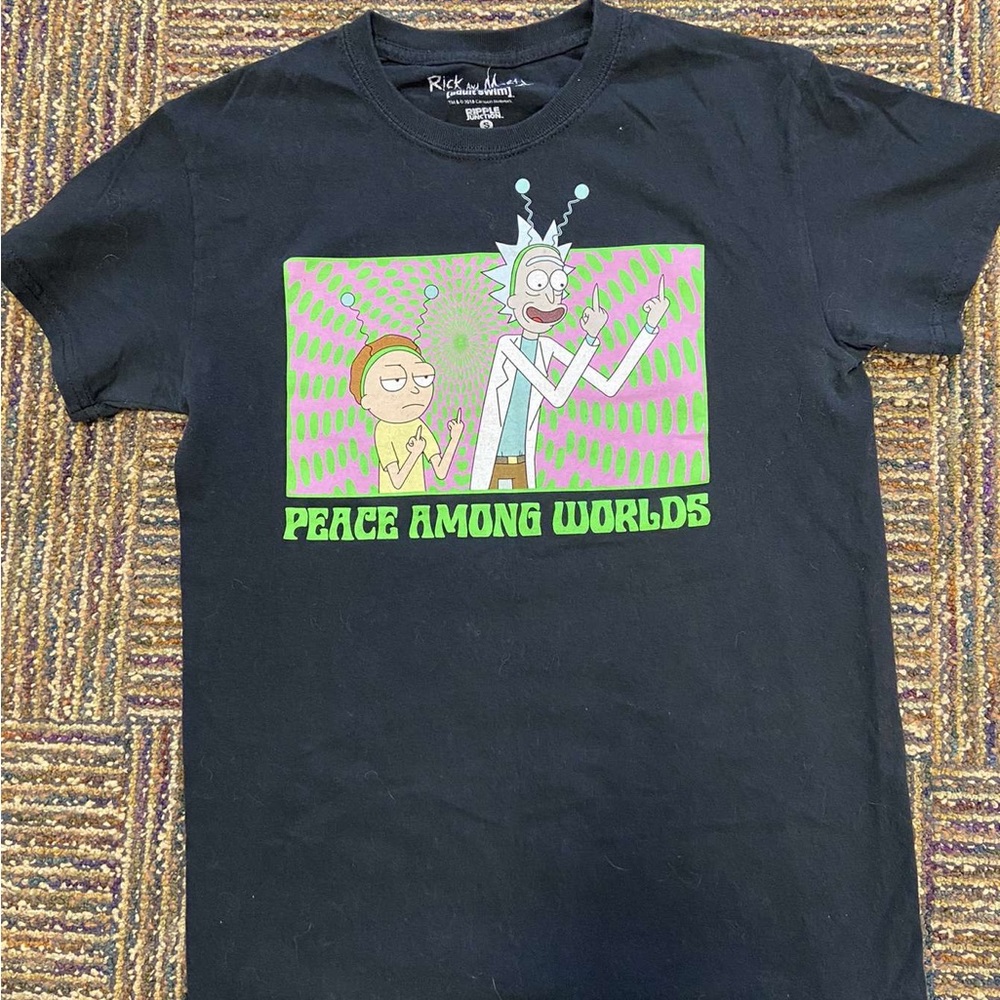 RARE Rick & Morty T-Shirt (Size S)